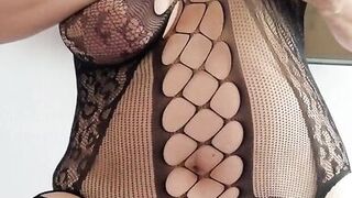 Busty amateur milf masturbating in sexy body