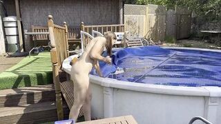 My Naked Gardening Tour with WAMGIRLX