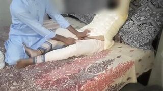 Hot pregnant Desi Aunty having sex with her house worker, and the worker enjoyed fucking the Indian Aunty