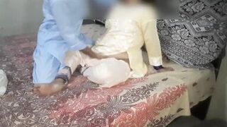 Hot pregnant Desi Aunty having sex with her house worker, and the worker enjoyed fucking the Indian Aunty