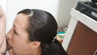 Horny stepbrother goes looking for his stepsister to give him some delicious blowjobs - Porn in Spanish - 4 image