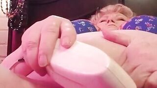 Who Doesn't Like A Little Head ? - 12 image