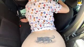 Mature milf forgot to take money from her husband, had to pay the taxi driver with a pussy and a blowjob in the throat - 14 image