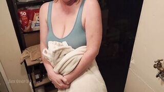 A Lonely MILF seduces a inexperienced man who rents her basement apartment. "The landlady" Part 1.