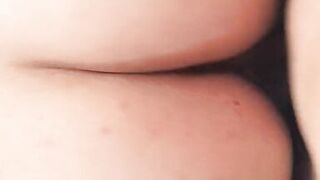 My wife is cleaning without panties to seduce me