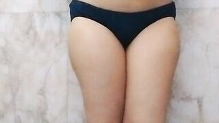 Desi aunty ko patakr aache s chod dala hot indian