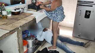 Pregnant wife invites neighbor to fix her gas stove